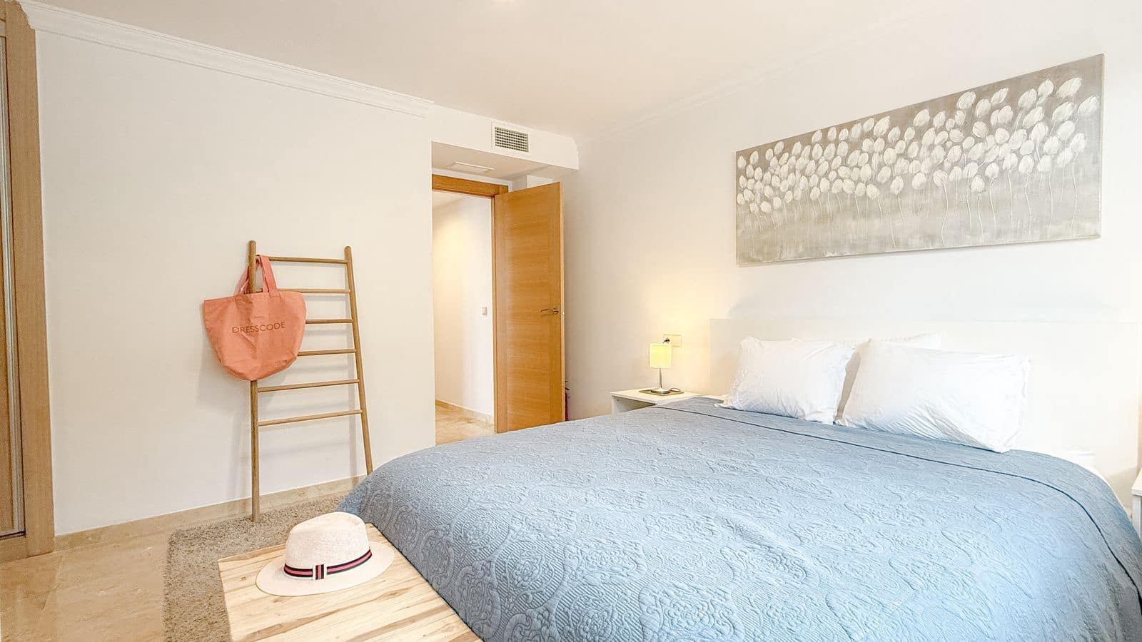 3 bedroom Apartment for sale in La Mairena - € 475,000 (Ref: 9502003)