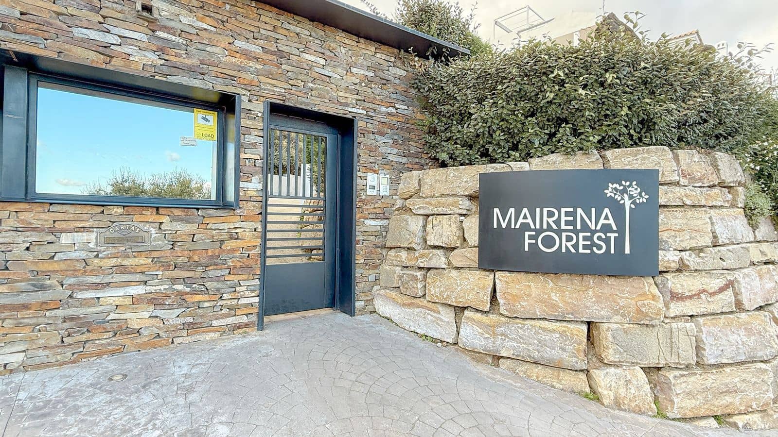 3 bedroom Apartment for sale in La Mairena - € 475,000 (Ref: 9502003)