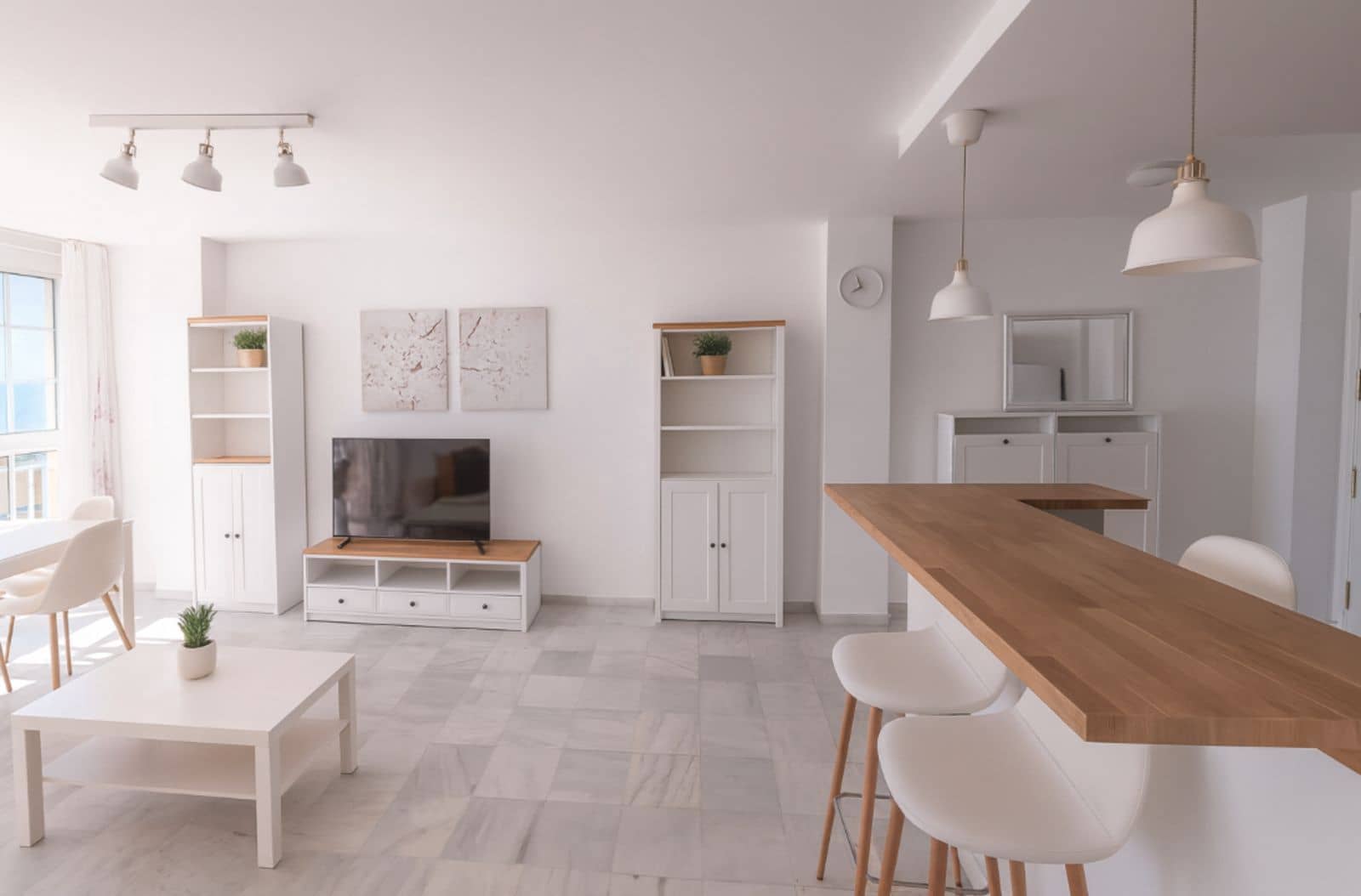 2 bedroom Apartment for sale in La Duquesa / Puerto de la Duquesa - € 290,000 (Ref: 9502005)