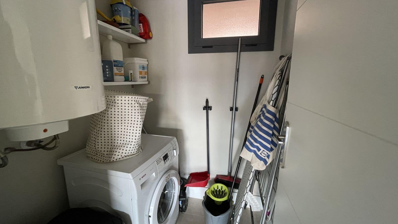 2 bedroom Apartment for sale in New Golden Mile - € 420,000 (Ref: 9502011)