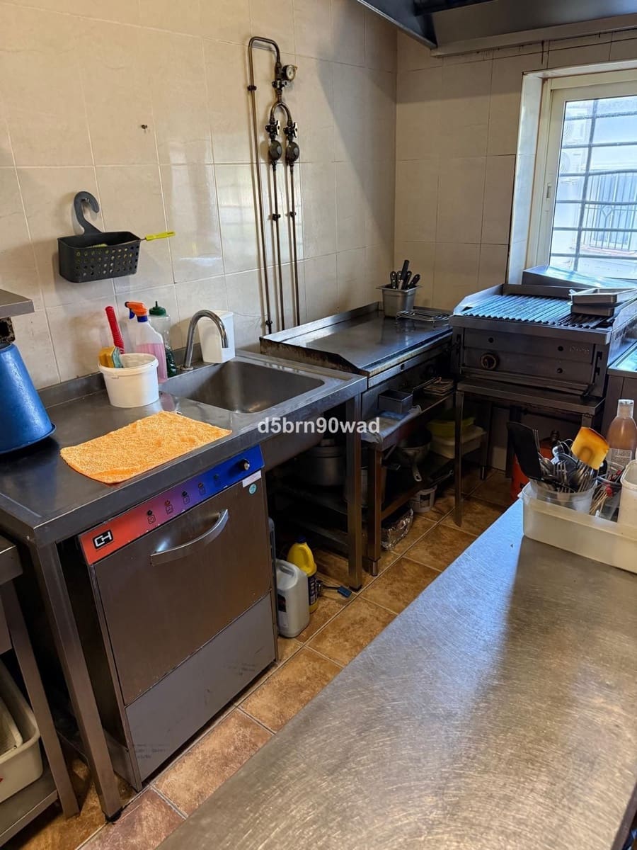 Restaurant/bar te koop in Marbella - € 750.000 (Ref: 9502012)