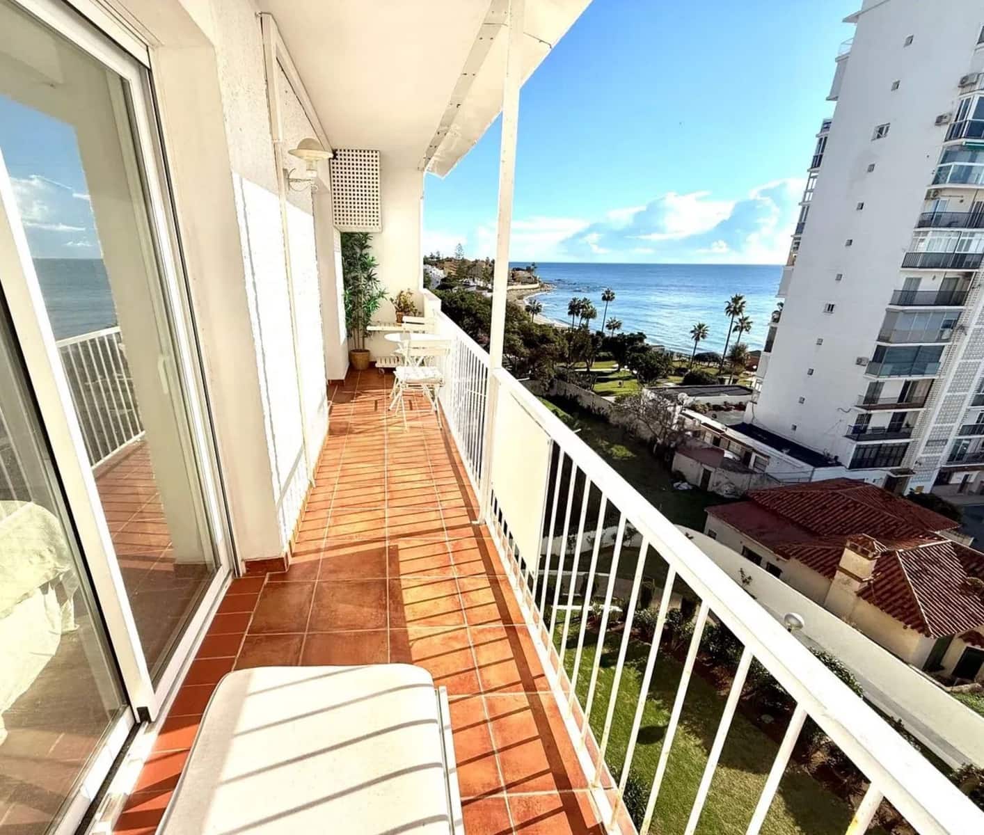 3 bedroom Apartment for sale in Calahonda - € 350,000 (Ref: 9502020)