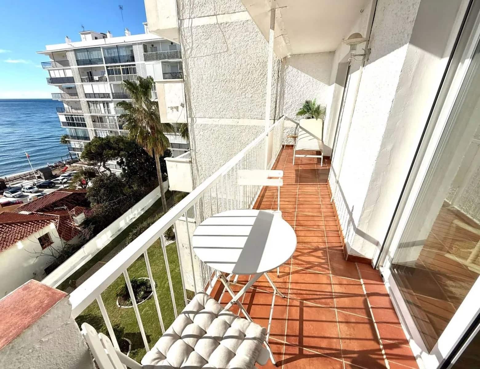 3 bedroom Apartment for sale in Calahonda - € 350,000 (Ref: 9502020)