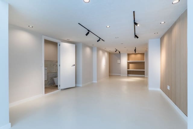 1 quarto Escritório para venda em Marbella - 480 000 € (Ref: 9502028)