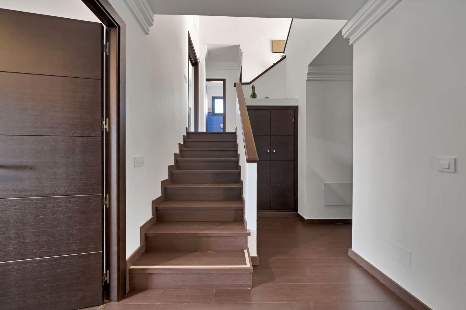 4 bedroom Villa for sale in La Alcaidesa - € 760,000 (Ref: 9502036)