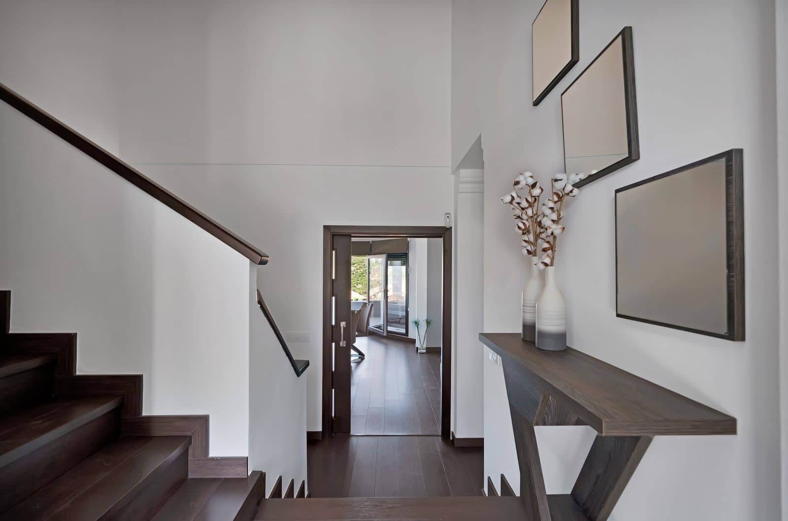 4 bedroom Villa for sale in La Alcaidesa - € 760,000 (Ref: 9502036)