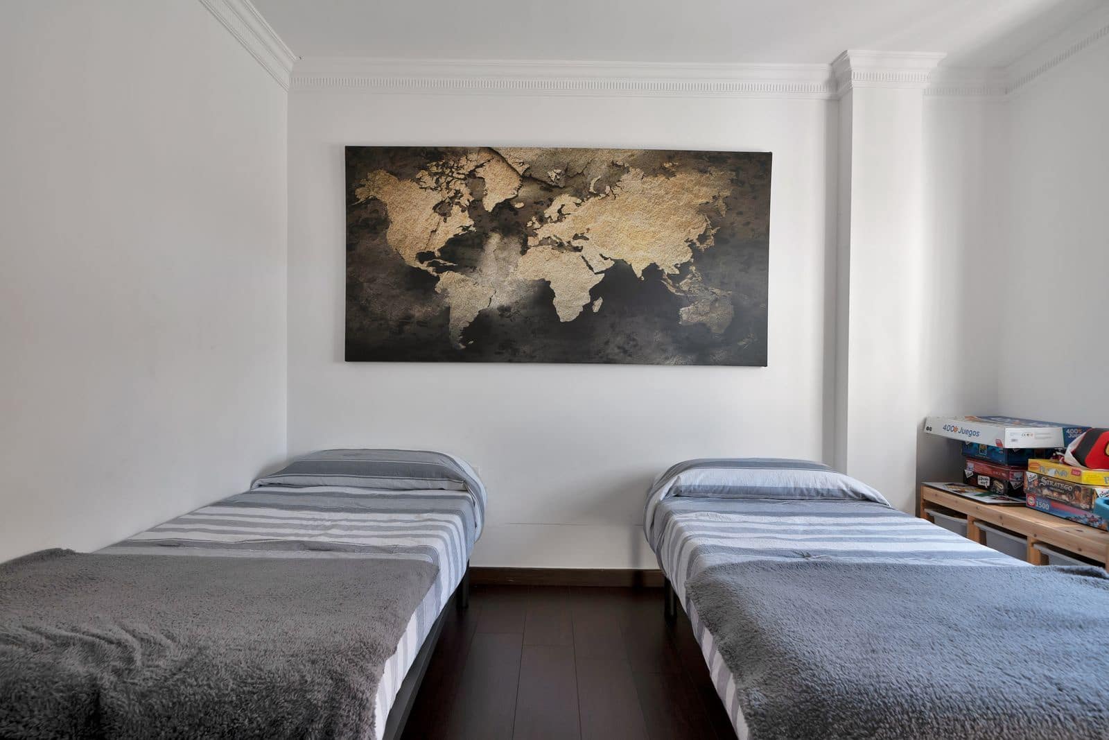 4 bedroom Villa for sale in La Alcaidesa - € 760,000 (Ref: 9502036)