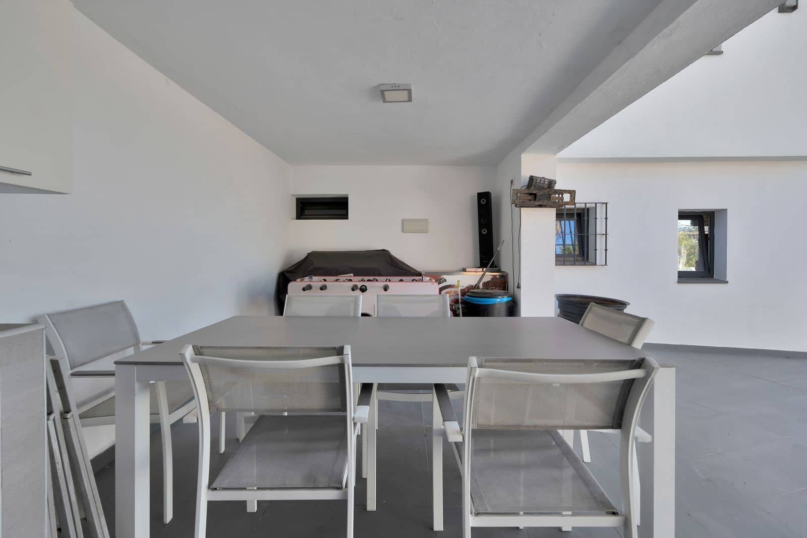 4 bedroom Villa for sale in La Alcaidesa - € 760,000 (Ref: 9502036)