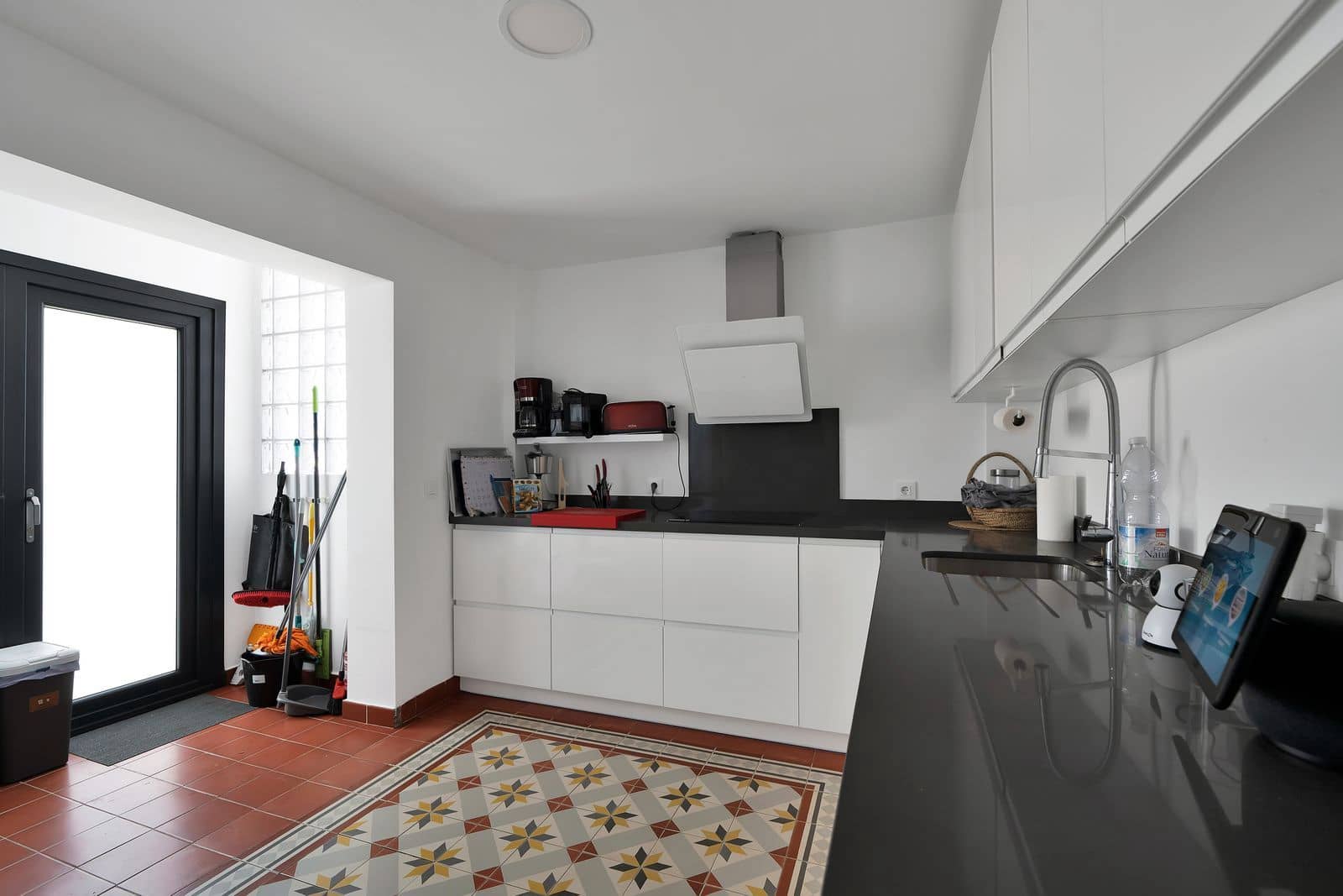 4 bedroom Villa for sale in La Alcaidesa - € 760,000 (Ref: 9502036)