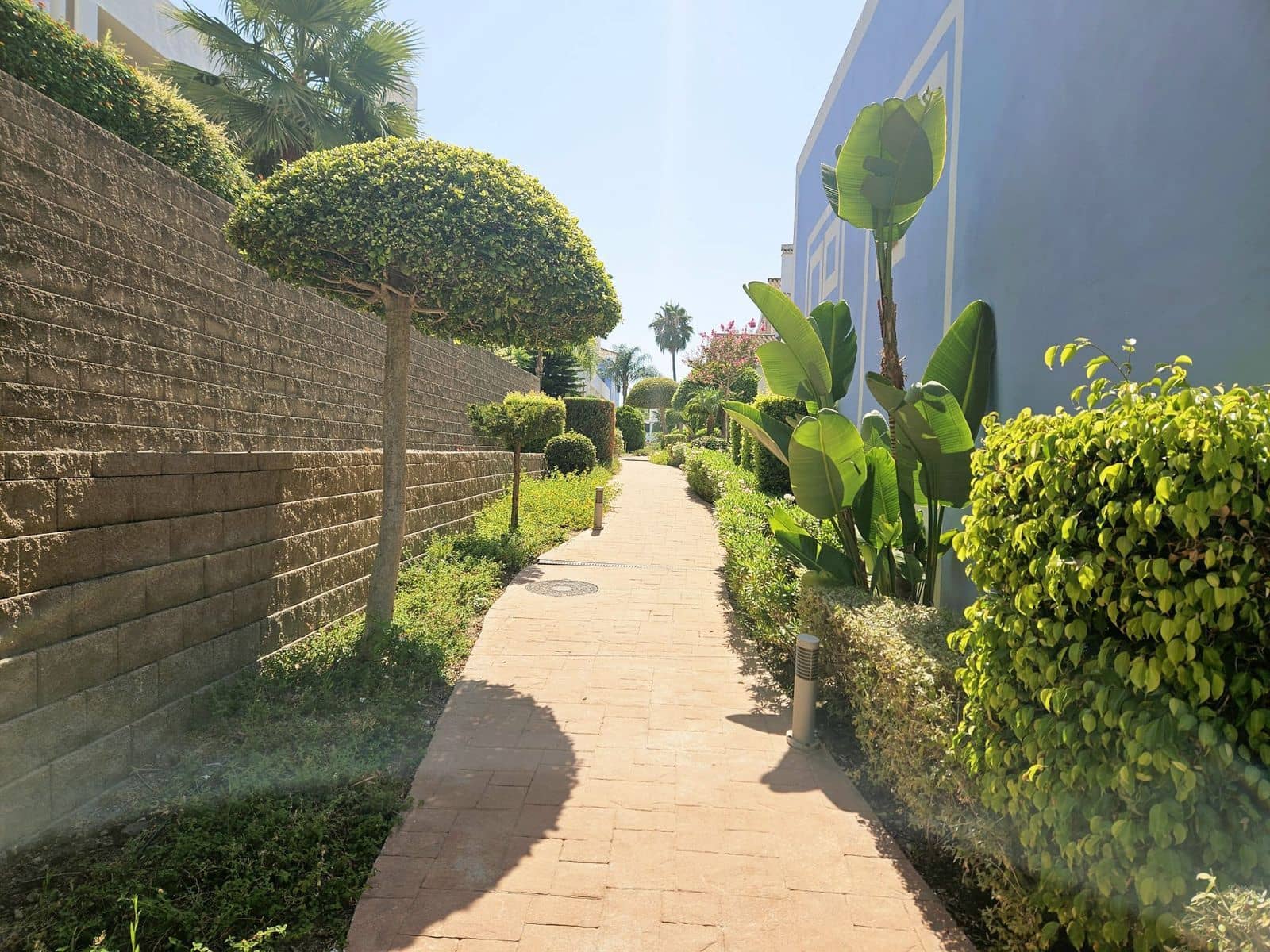 3 bedroom Apartment for sale in El Paraiso - € 490,000 (Ref: 9502047)