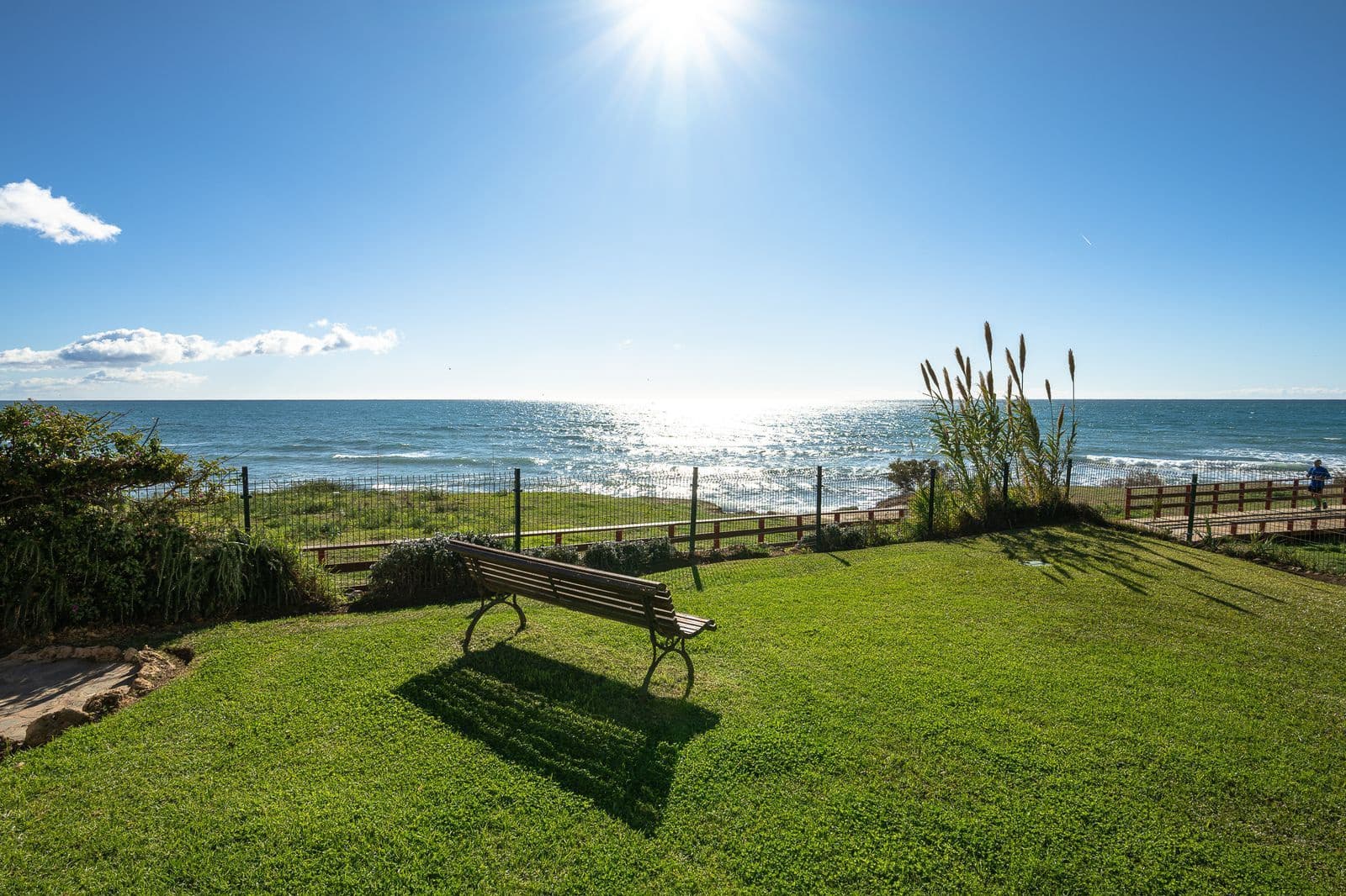 2 bedroom Apartment for sale in Calahonda - € 685,000 (Ref: 9504071)