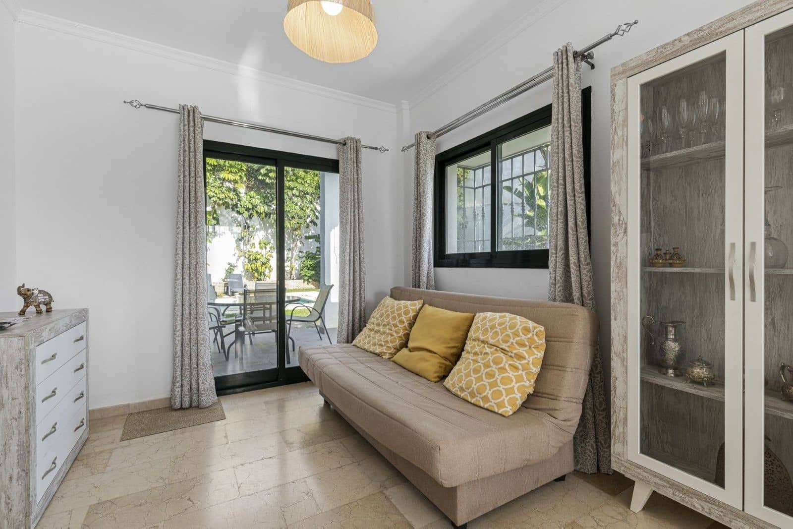 3 soveværelse Semi-Rækkehus til salg i Manilva - € 540.000 (Ref: 9504072)