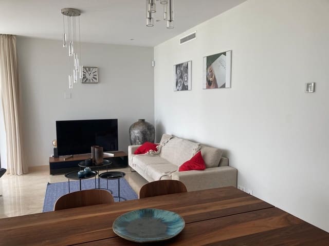 Apartamento de 3 habitaciones en Cabopino, Marbella en venta - 790.000 € (Ref: 9504079)