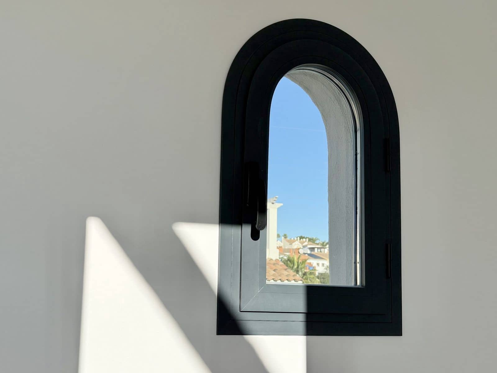 3 bedroom Townhouse for sale in El Paraiso - € 565,000 (Ref: 9504081)