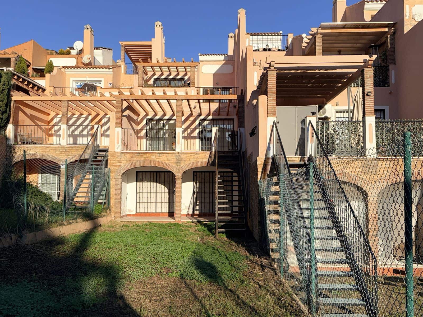 4 bedroom Townhouse for sale in Riviera del Sol - € 475,000 (Ref: 9504083)