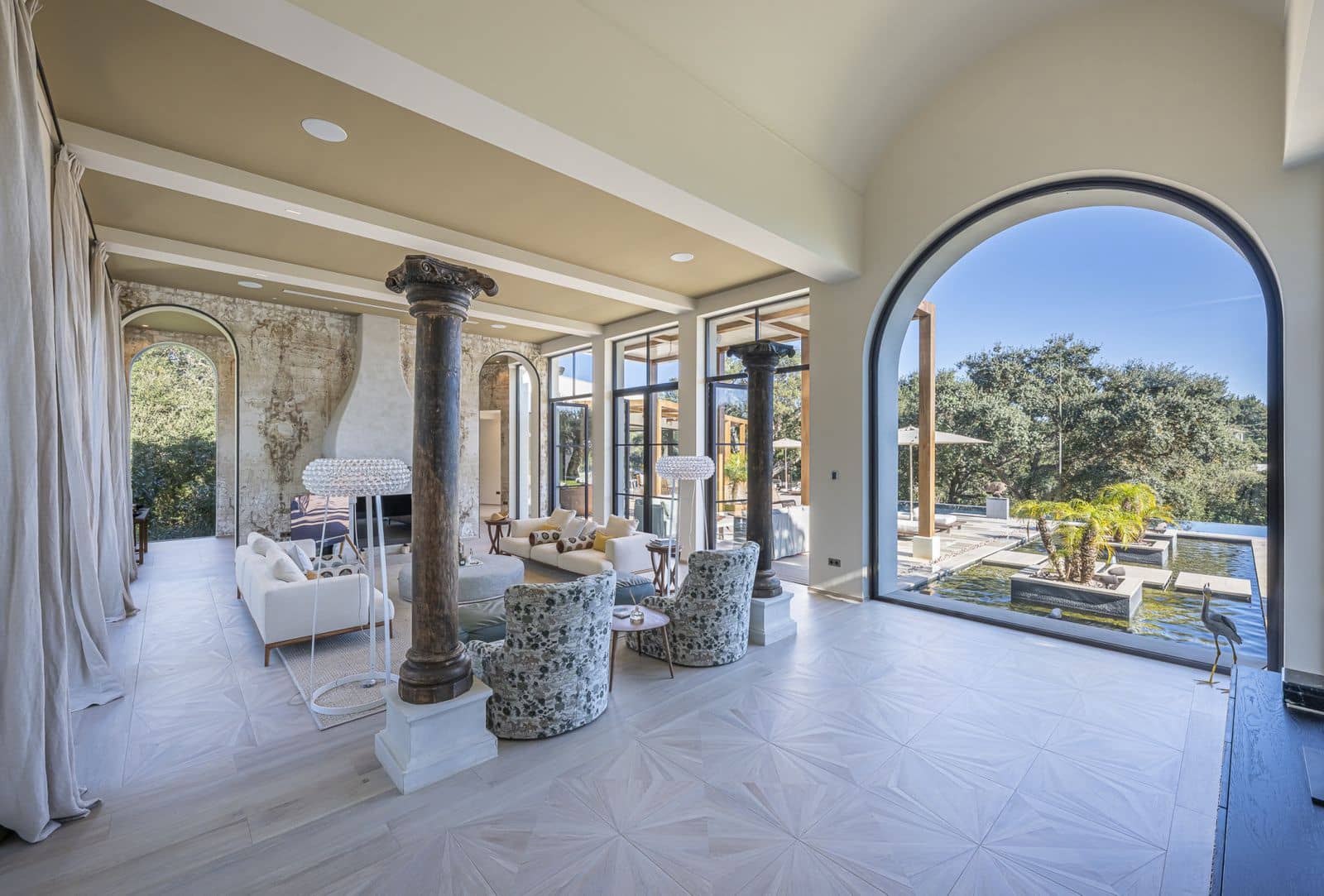 6 bedroom Villa for sale in Sotogrande - € 5,950,000 (Ref: 9504084)