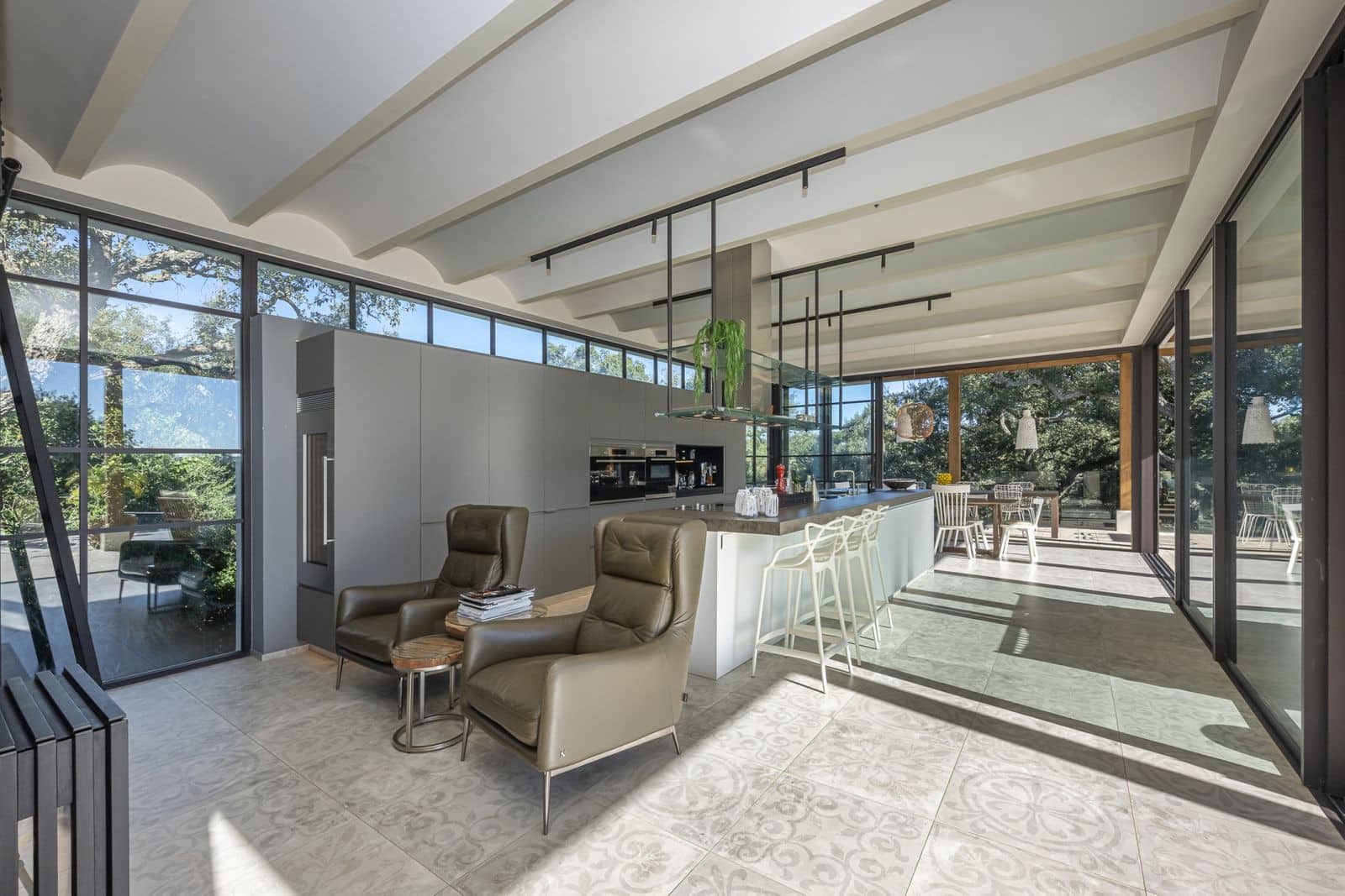 6 bedroom Villa for sale in Sotogrande - € 5,950,000 (Ref: 9504084)