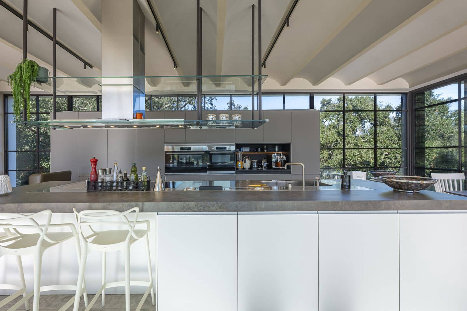 6 bedroom Villa for sale in Sotogrande - € 5,950,000 (Ref: 9504084)