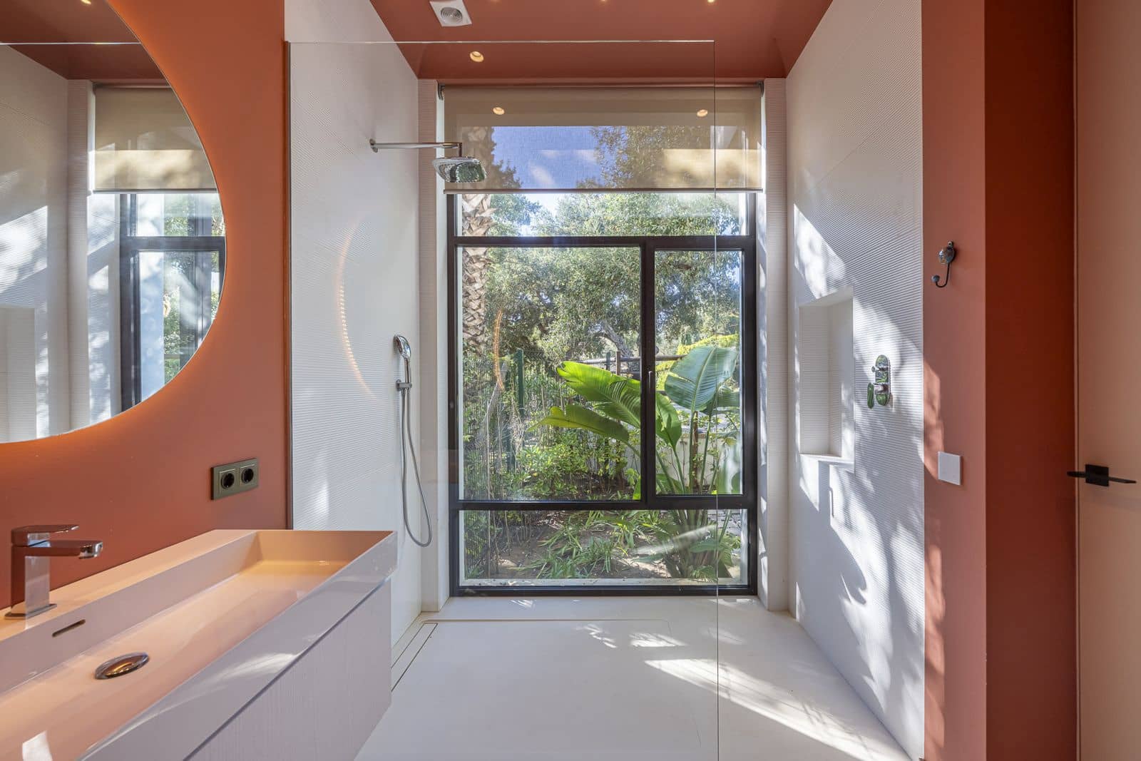 6 bedroom Villa for sale in Sotogrande - € 5,950,000 (Ref: 9504084)