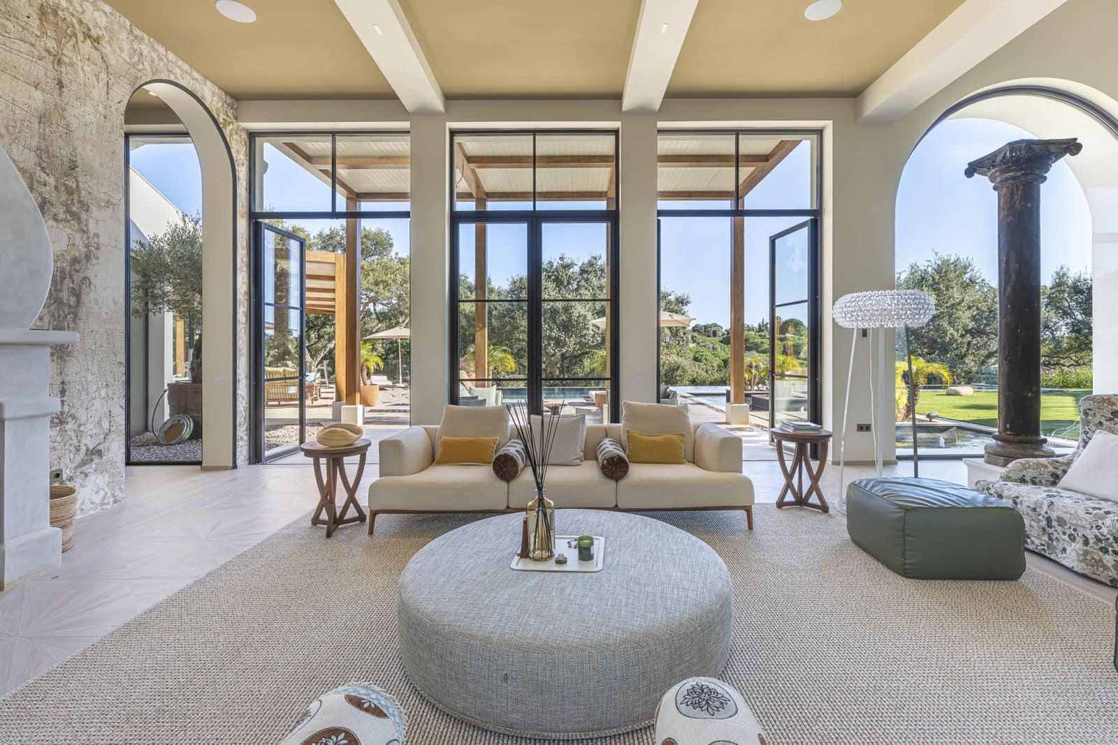 6 bedroom Villa for sale in Sotogrande - € 5,950,000 (Ref: 9504084)