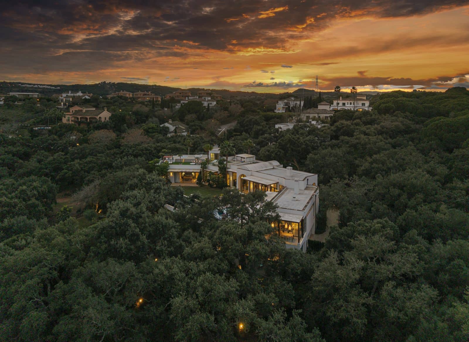 6 bedroom Villa for sale in Sotogrande - € 5,950,000 (Ref: 9504084)