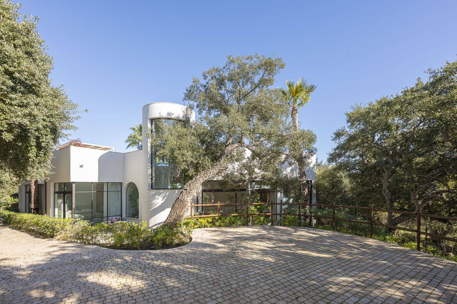 6 bedroom Villa for sale in Sotogrande - € 5,950,000 (Ref: 9504084)