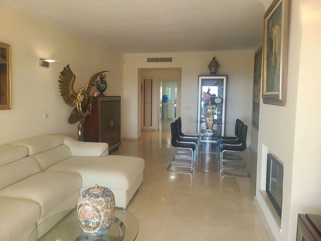 2 bedroom Apartment for sale in La Quinta, Benahavís - € 480,000 (Ref: 9504087)