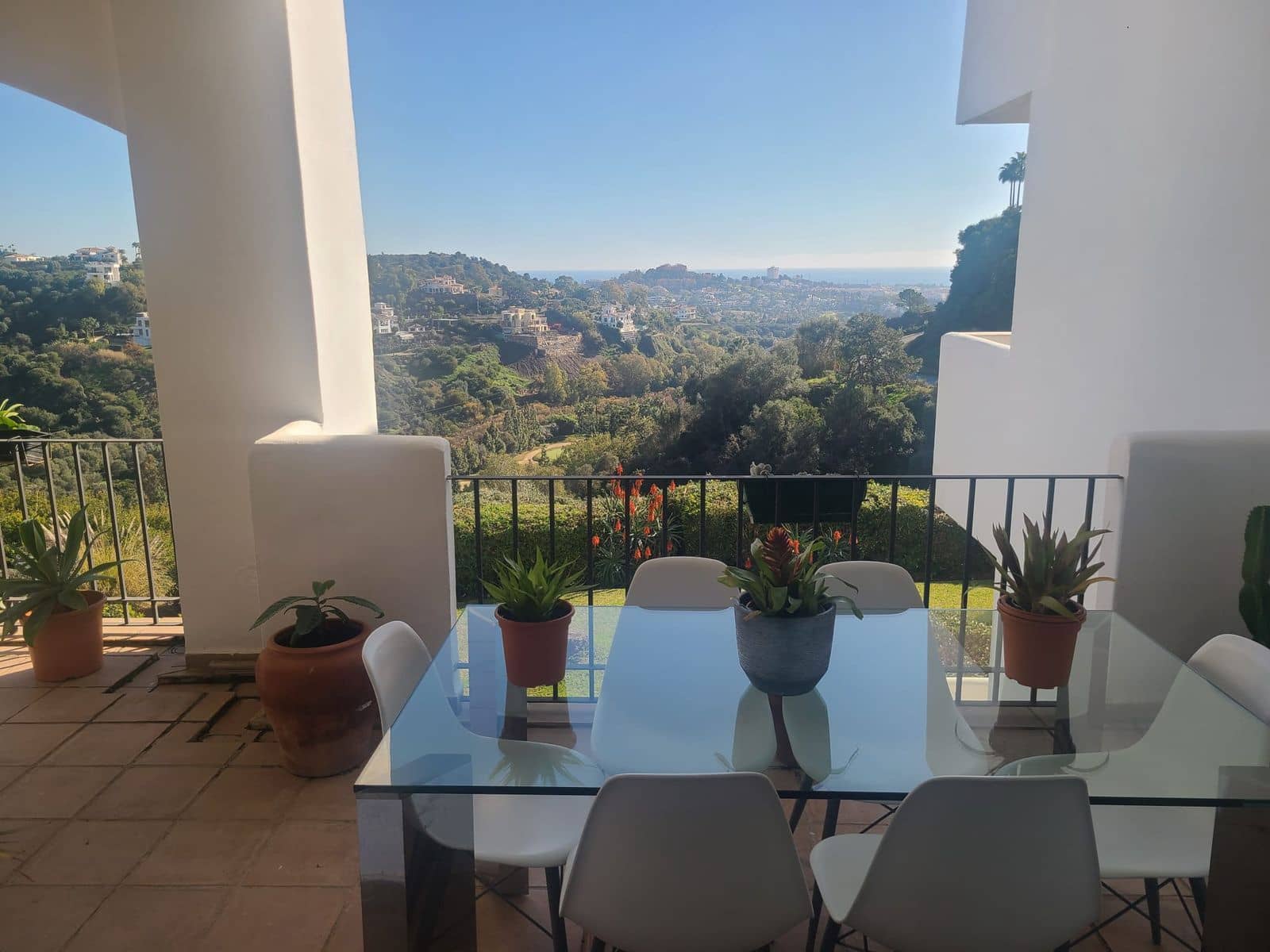 2 bedroom Apartment for sale in La Quinta - € 480,000 (Ref: 9504087)