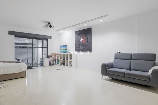 2 bedroom Townhouse for sale in Golden Mile, Marbella - € 1,295,000 (Ref: 9504089)