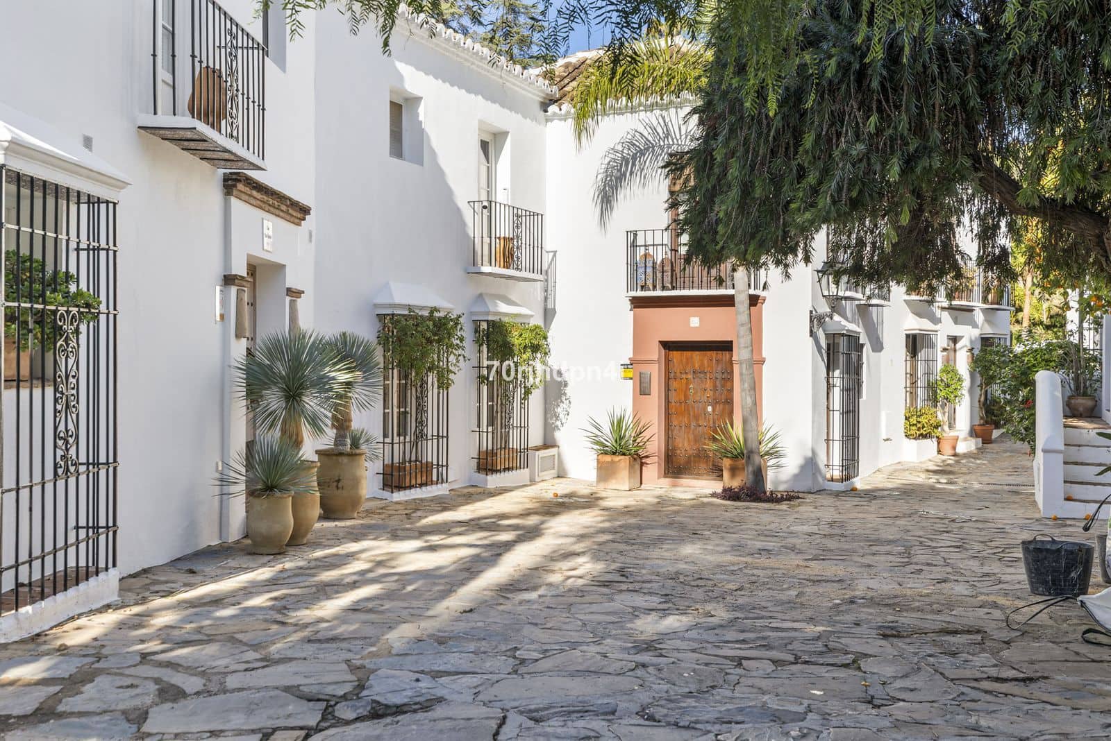 2 bedroom Townhouse for sale in Golden Mile - € 1,295,000 (Ref: 9504089)