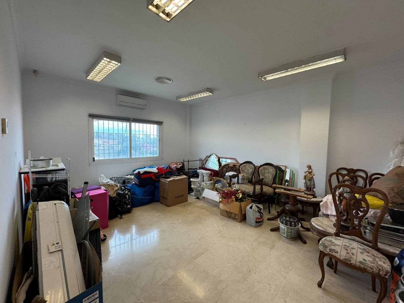 6 soveværelse Erhverv til salg i Marbella - € 1.210.000 (Ref: 9504093)