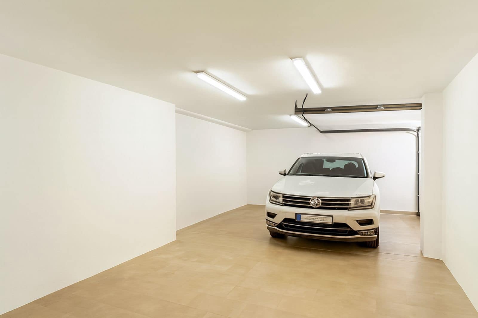 Pareado de 2 habitaciones en La Duquesa / Puerto de la Duquesa en venta - 355.000 € (Ref: 9504094)