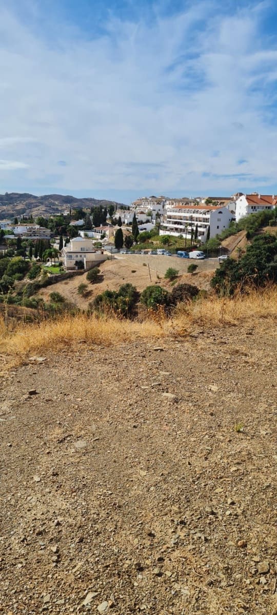 Building Plot for sale in Mijas Golf - € 1,167,600 (Ref: 9504095)