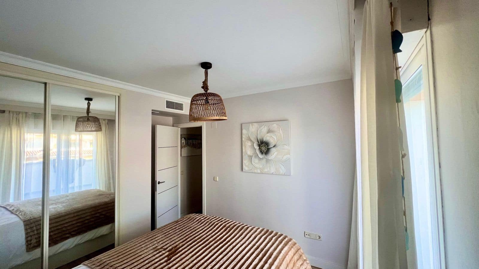 1 soverom Penthouse til salgs i Nueva Andalucia - € 400 000 (Ref: 9504096)