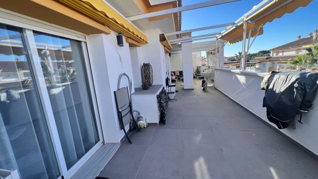 1 soverom Penthouse til salgs i Nueva Andalucia, Marbella - € 400 000 (Ref: 9504096)