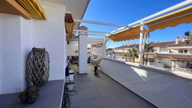 1 soverom Penthouse til salgs i Nueva Andalucia, Marbella - € 400 000 (Ref: 9504096)