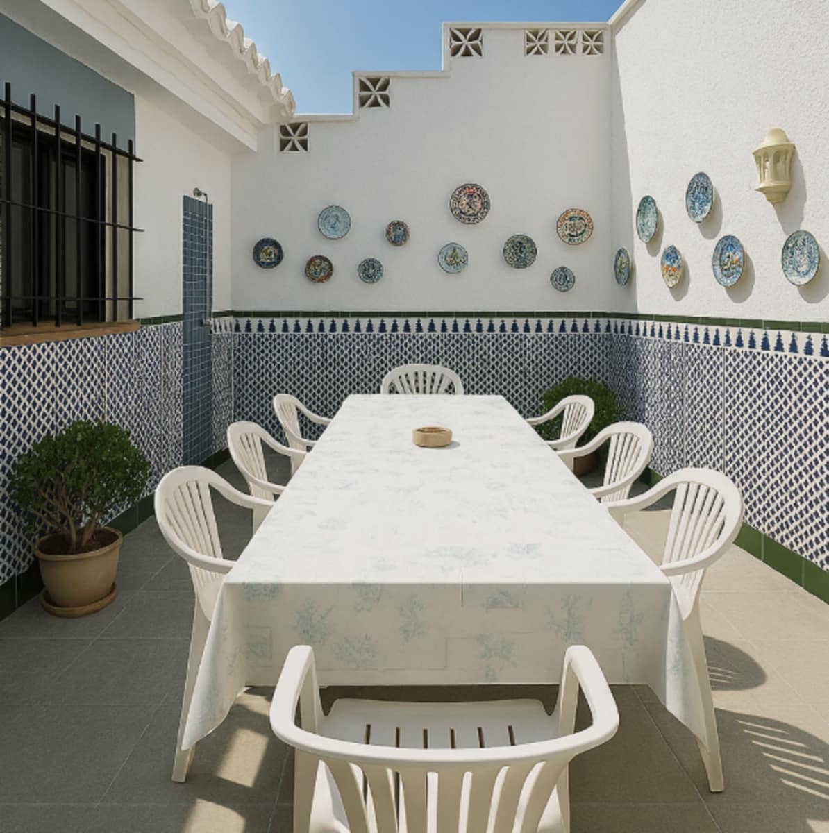 Chalet de 3 habitaciones en La Duquesa / Puerto de la Duquesa en venta - 450.000 € (Ref: 9504098)