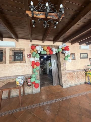 Bar/Restaurante en Estepona en venta - 840.000 € (Ref: 9504099)