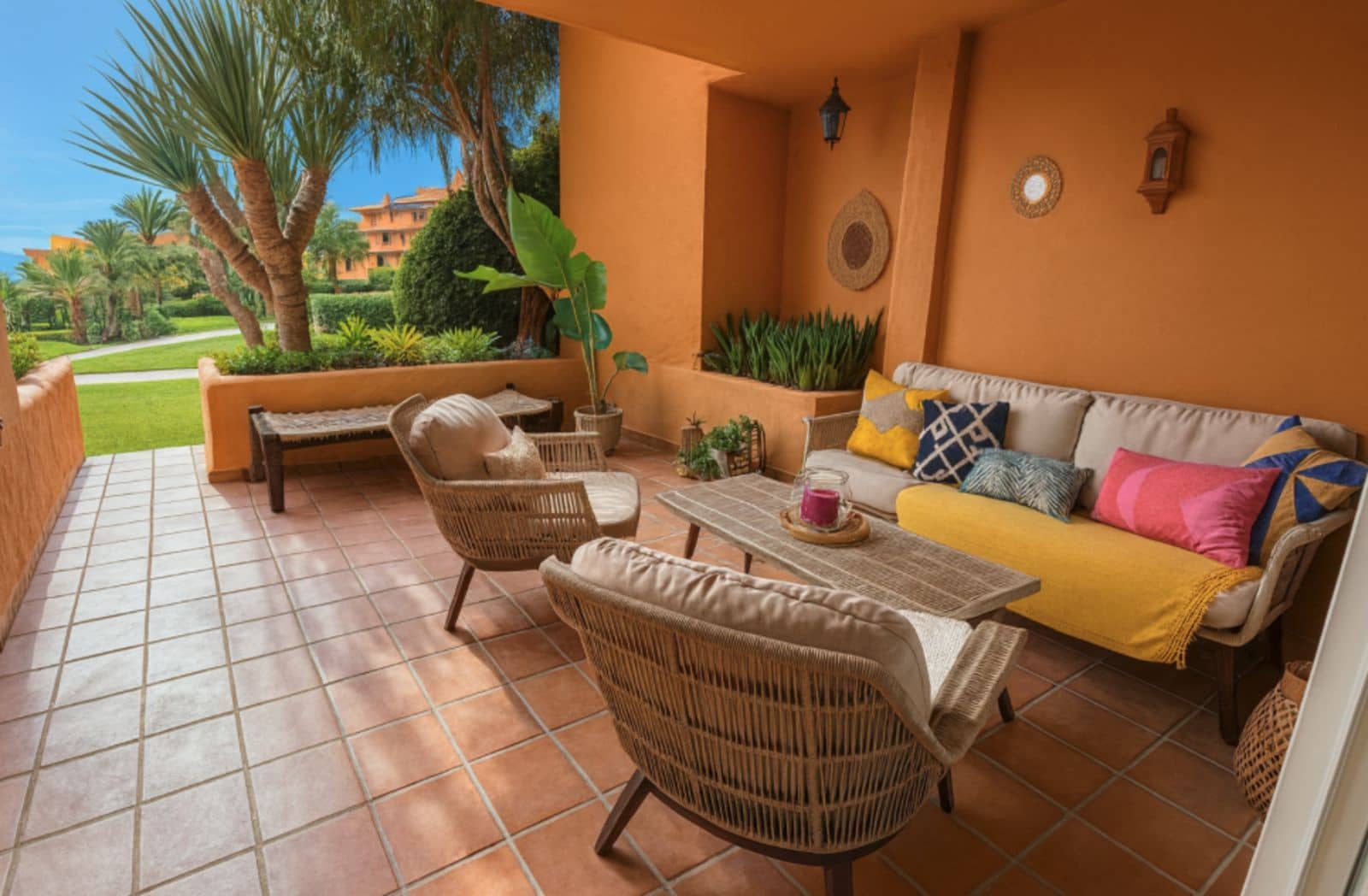 3 bedroom Apartment for sale in La Duquesa / Puerto de la Duquesa - € 595,000 (Ref: 9504101)