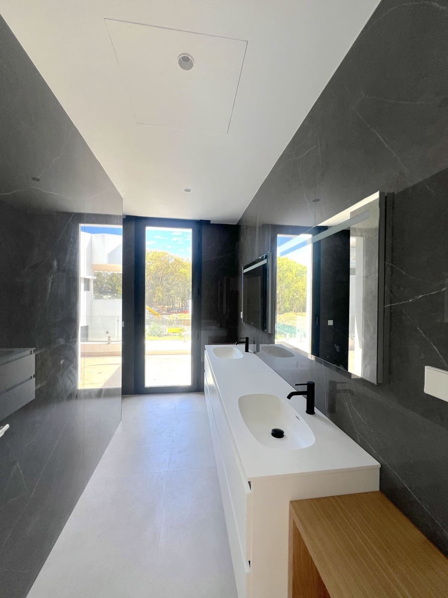 5 bedroom Villa for sale in Atalaya-Isdabe - € 2,000,000 (Ref: 9504106)