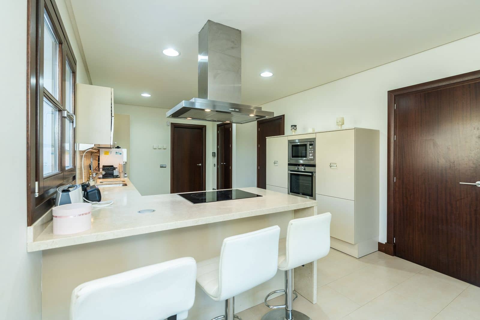 4 bedroom Villa for sale in El Paraiso - € 2,990,000 (Ref: 9504107)