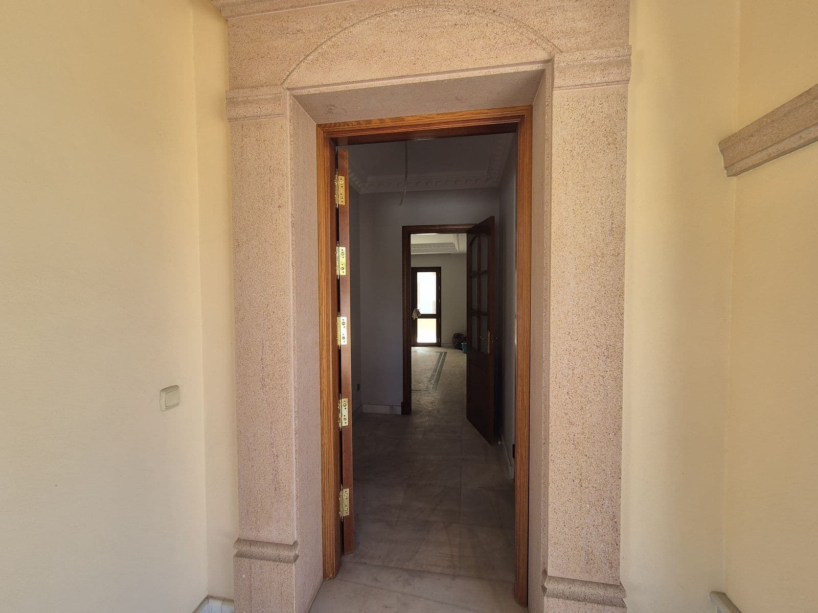 2 bedroom Villa for sale in San Pedro de Alcantara - € 1,100,000 (Ref: 9504108)