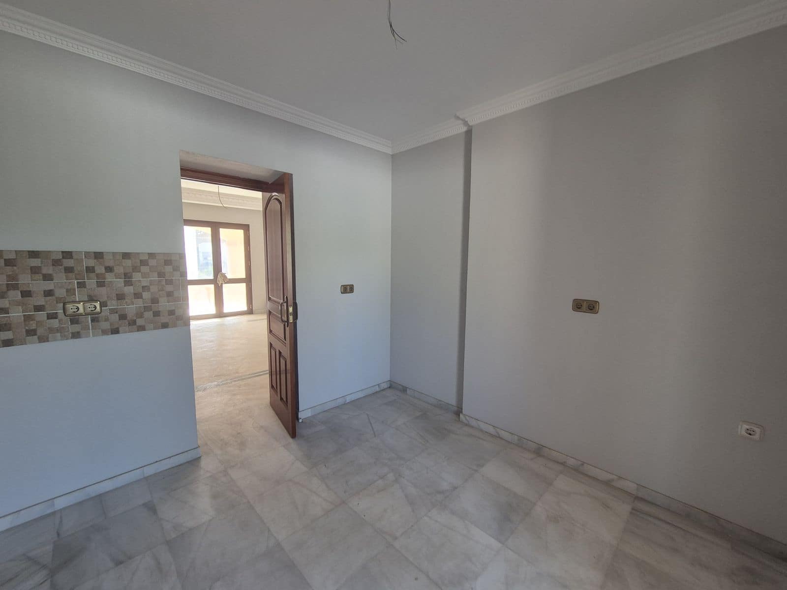 2 bedroom Villa for sale in San Pedro de Alcantara - € 1,100,000 (Ref: 9504108)