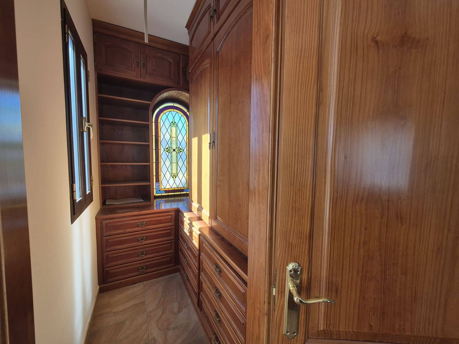 2 bedroom Villa for sale in San Pedro de Alcantara - € 1,100,000 (Ref: 9504108)