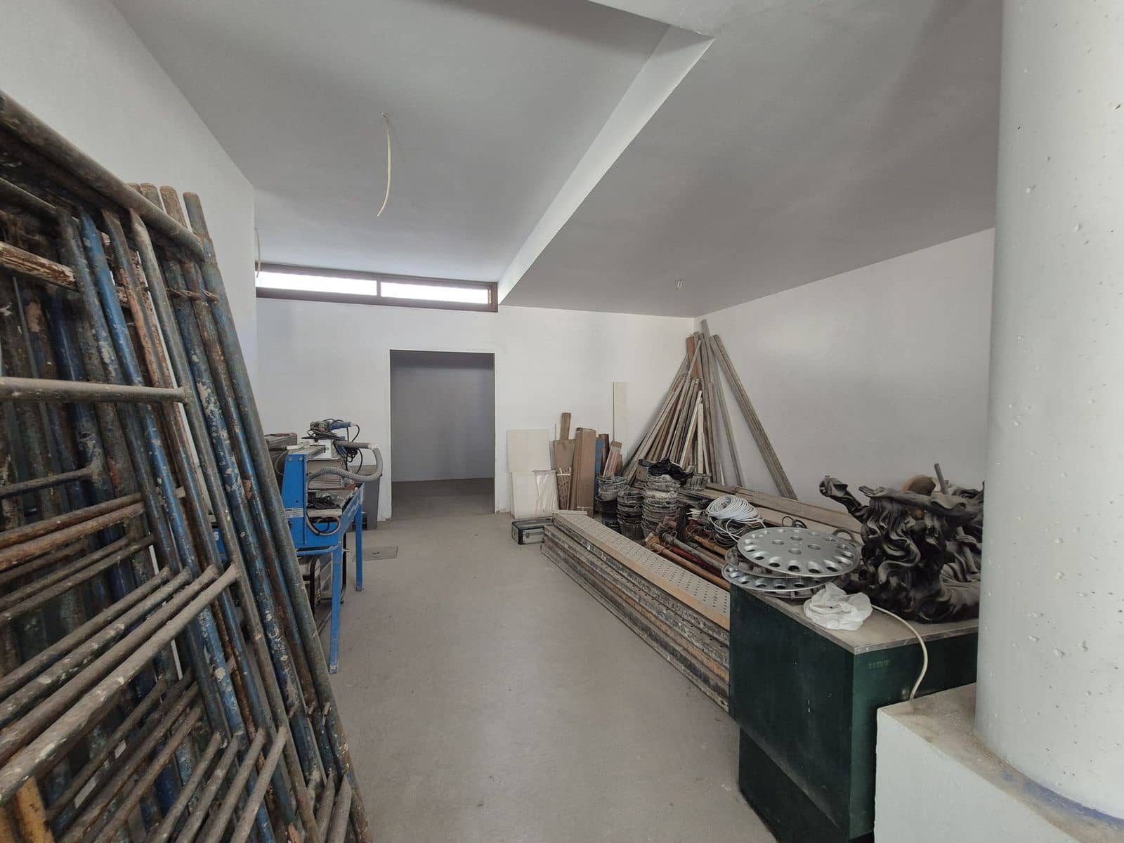 2 bedroom Villa for sale in San Pedro de Alcantara - € 1,100,000 (Ref: 9504108)