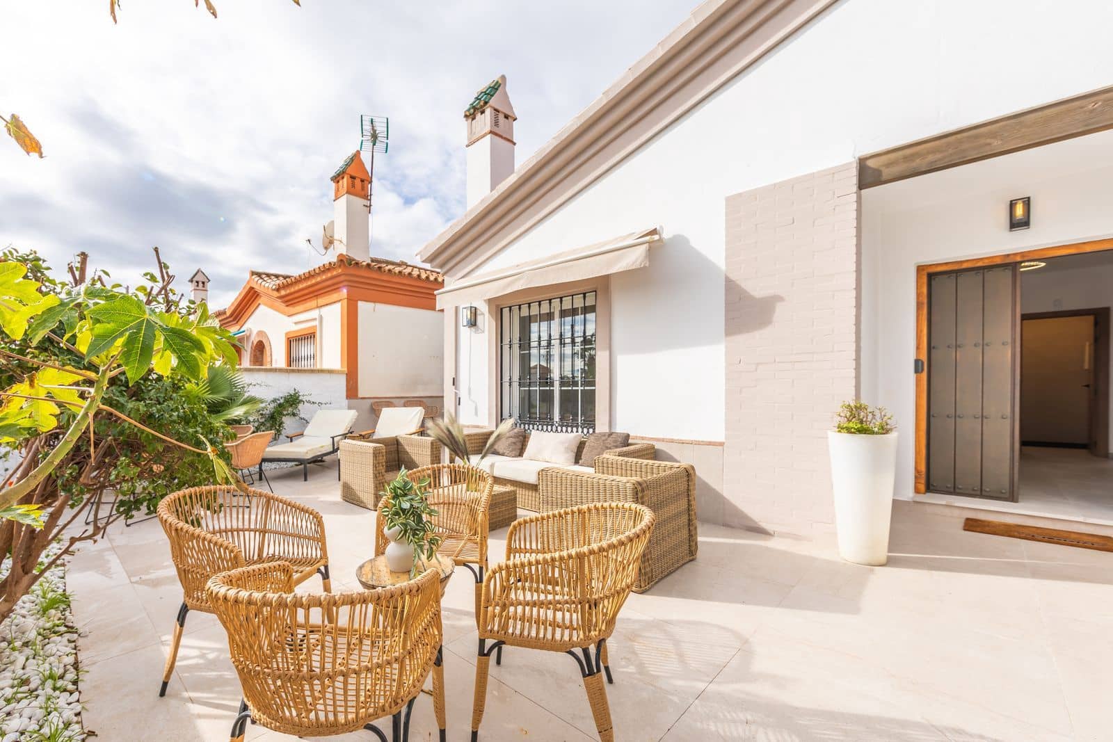 3 bedroom Townhouse for sale in La Duquesa / Puerto de la Duquesa - € 550,000 (Ref: 9504113)