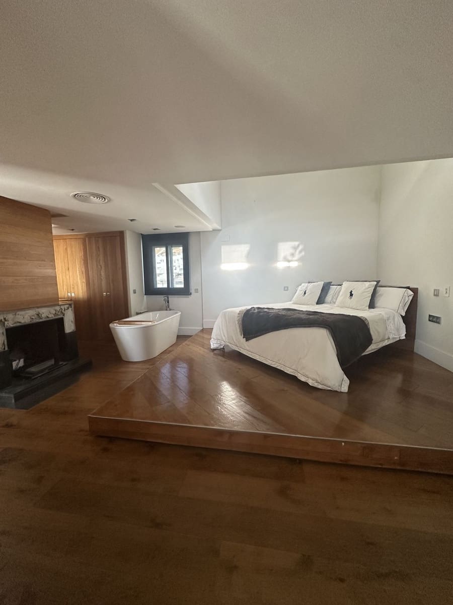 3 soverom Penthouse til salgs i Marbella - € 1 895 000 (Ref: 9504119)