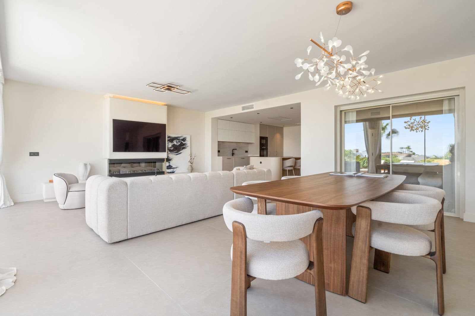 3 soverom Leilighet til salgs i Nueva Andalucia - € 1 200 000 (Ref: 9508549)