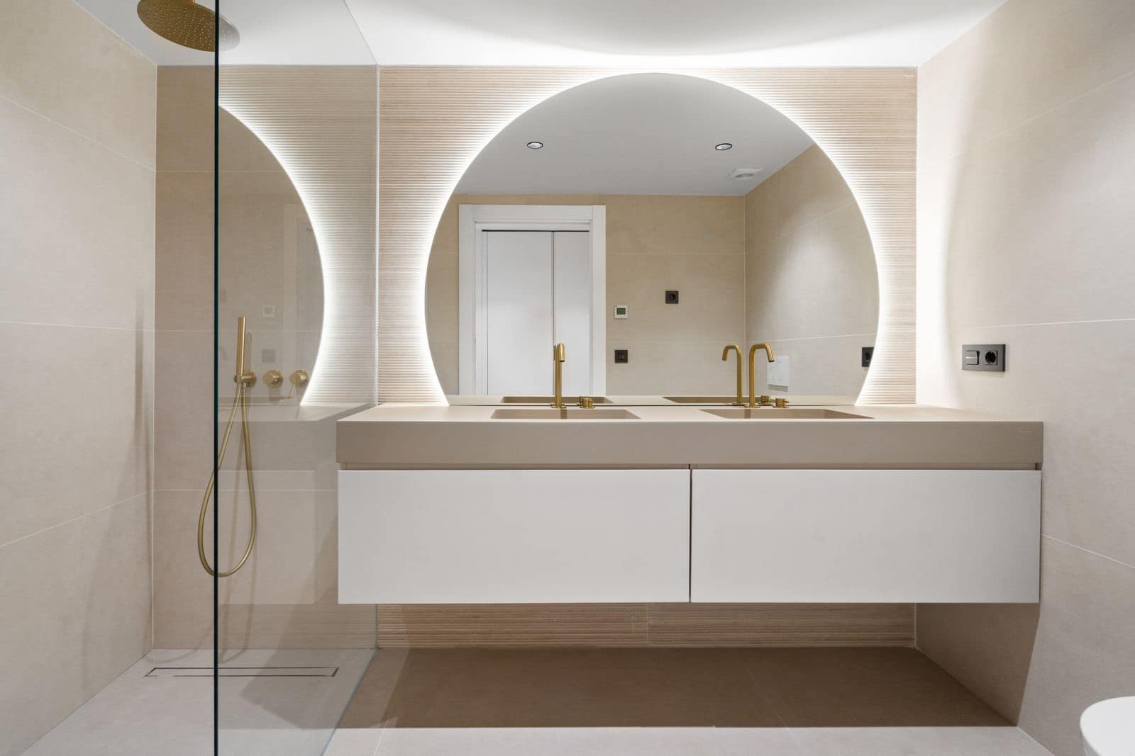 3 soverom Leilighet til salgs i Nueva Andalucia - € 1 200 000 (Ref: 9508549)