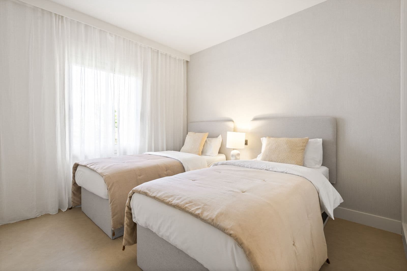 3 soverom Leilighet til salgs i Nueva Andalucia - € 1 200 000 (Ref: 9508549)